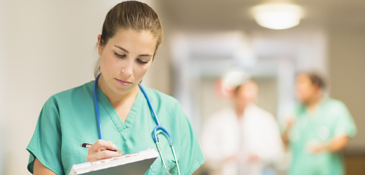 Enfermera El sueldo de las enfermeras españolas, en el ecuador de la Ocde: ganan 46.425 euros anuales